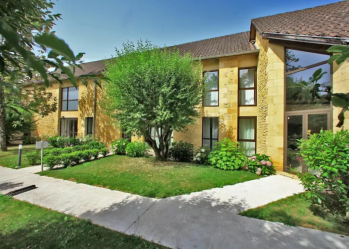 Les Jardins Du Porche Aparthotel 4*